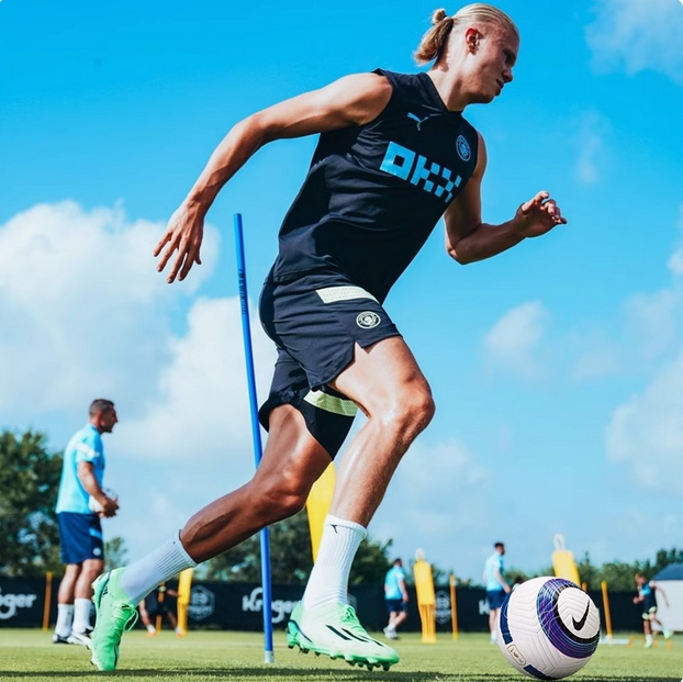 NIKE耐克24-25英超足球4号5号中考学生专业比赛用球 FZ2976-104